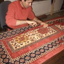Artisan restaurateur de tapis persan à Paris